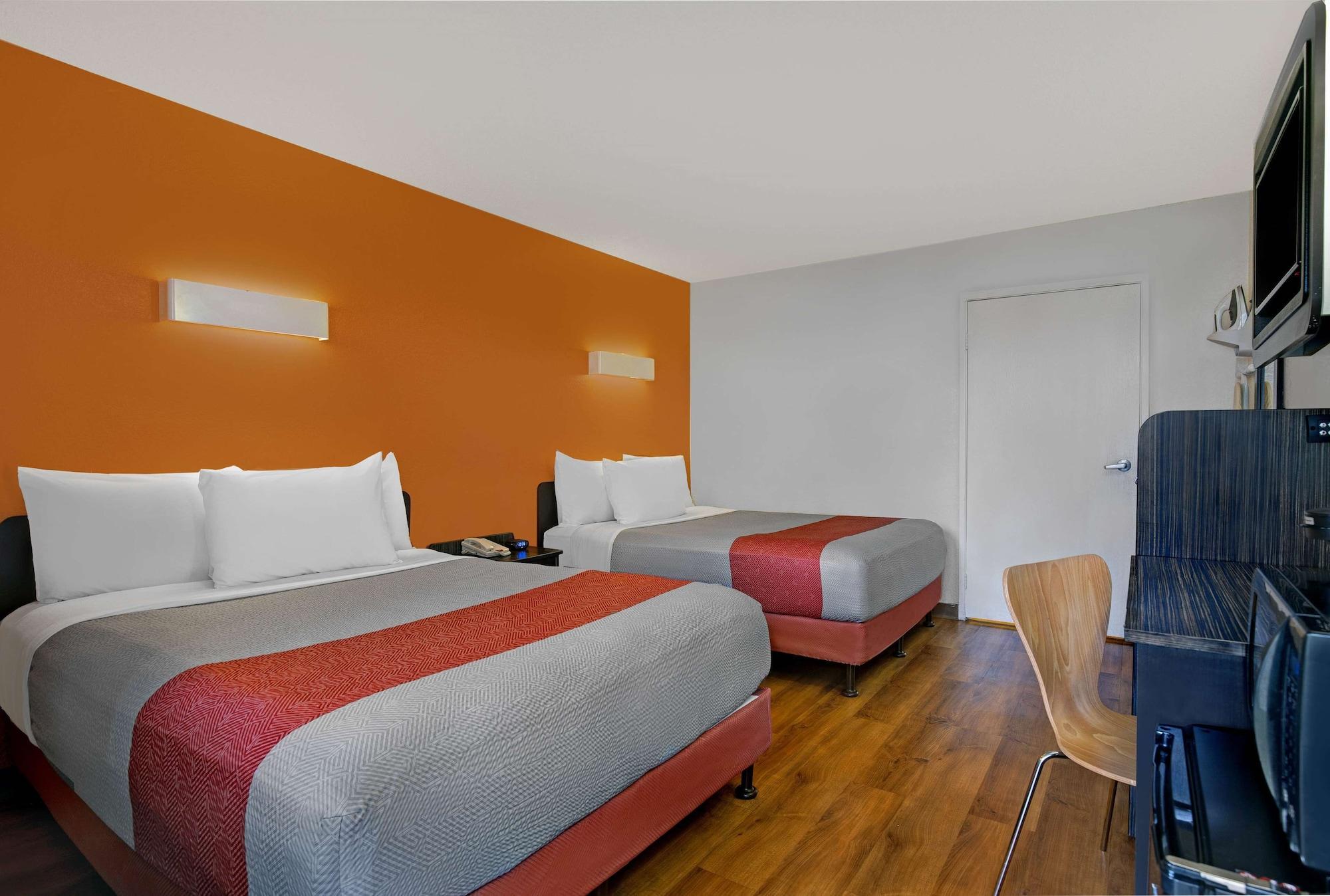Motel 6-Marina, Ca - Monterey Eksteriør billede