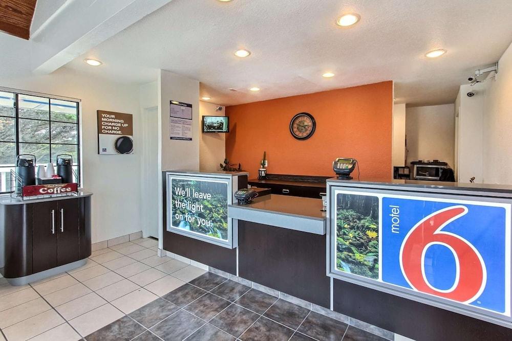 Motel 6-Marina, Ca - Monterey Eksteriør billede