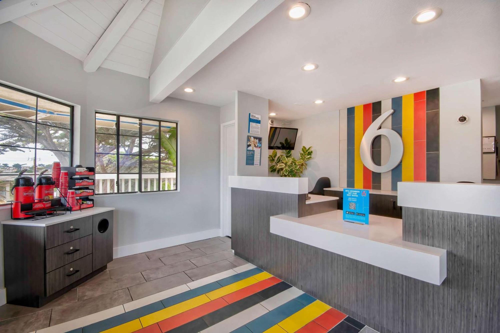 Motel 6-Marina, Ca - Monterey Eksteriør billede
